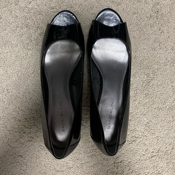 Bandolino Raina’s Women’s Peep Toe Platform Pump - Picture 3 of 5